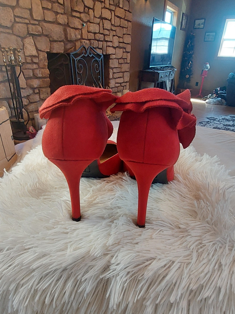Christian Siriano Keira Red Ruffle Stiletto Heels SZ 7.5 Like New Only worn Once - Picture 5 of 9